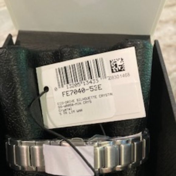 Watch - Picture 2 of 4